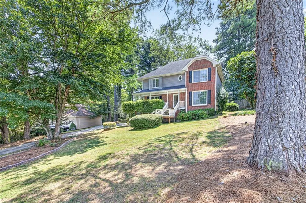 540 Clear Lake Lane Suwanee, GA 30024