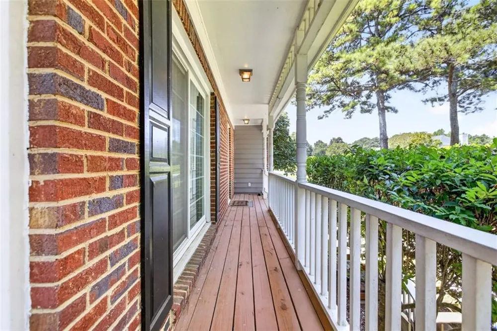 540 Clear Lake Lane Suwanee, GA 30024