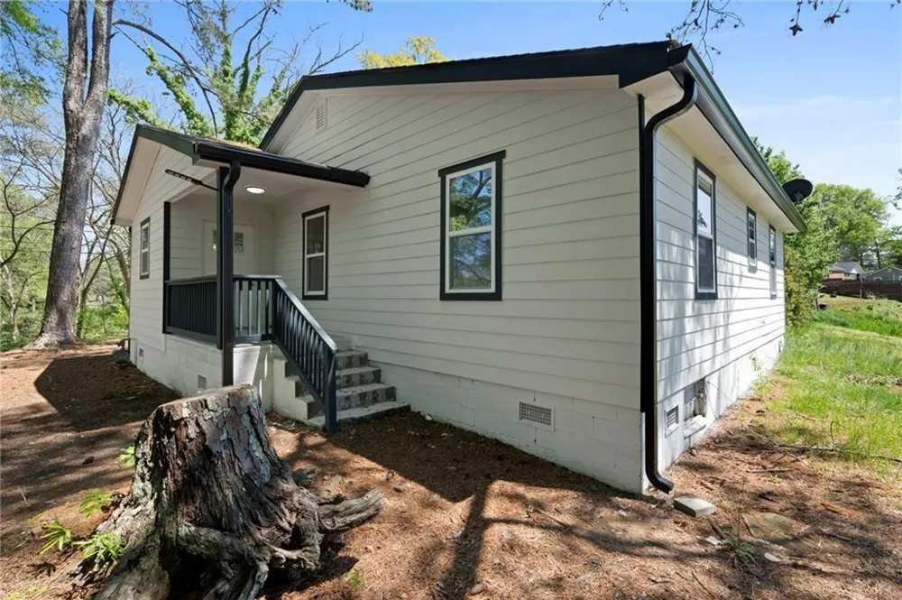 131 WATSON ST Carrollton, GA 30117