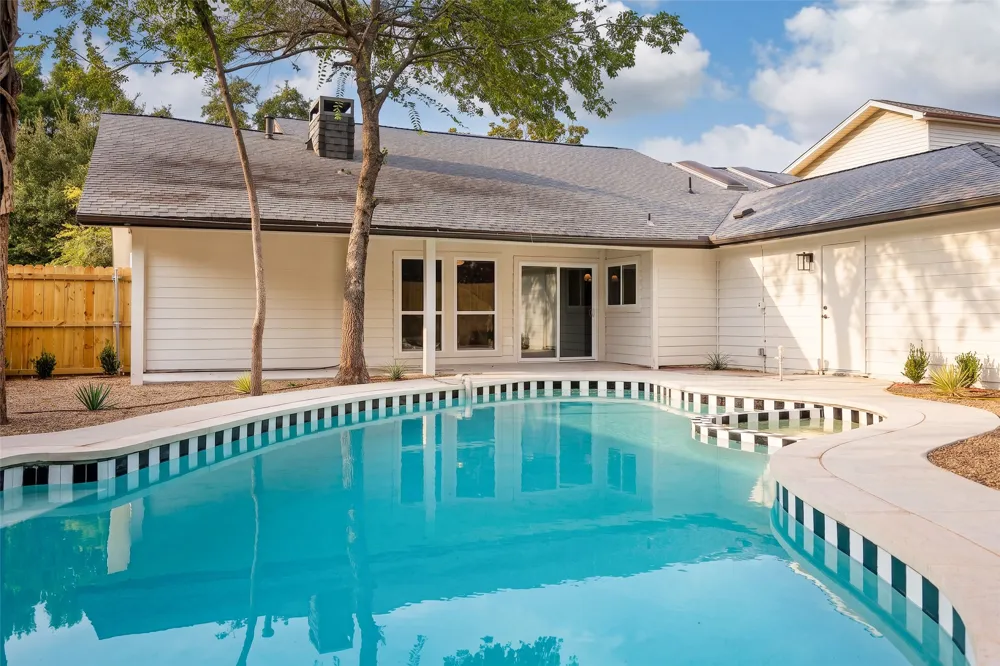 408 Forest Grove Drive Richardson, TX 75080