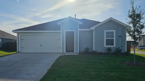 1130 Breezy Oak Drive