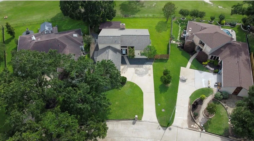 7215 Creek Crest Drive Houston, TX 77095
