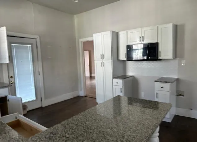 1815 W Woodlawn Avenue San Antonio, TX 78201