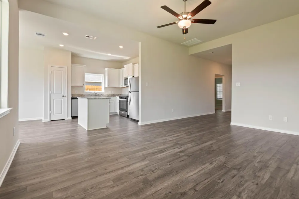 10362 Red Cardinal Drive Cleveland, TX 77328