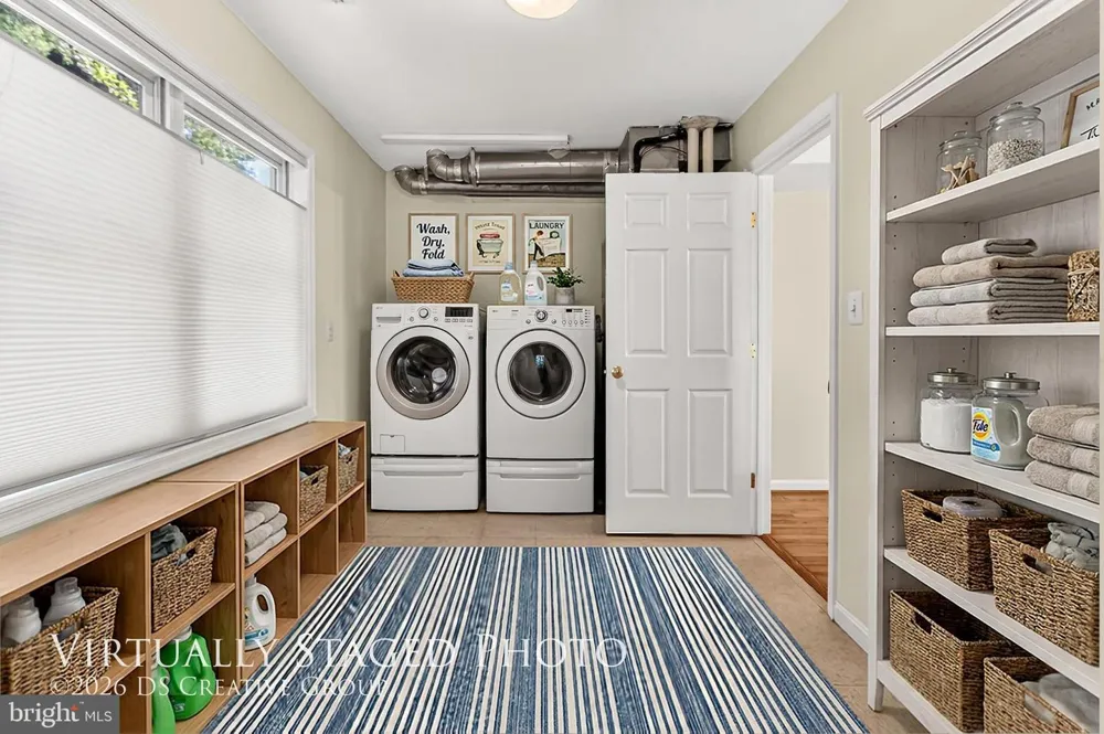 1111 KENNEDY Falls Church, VA 22046