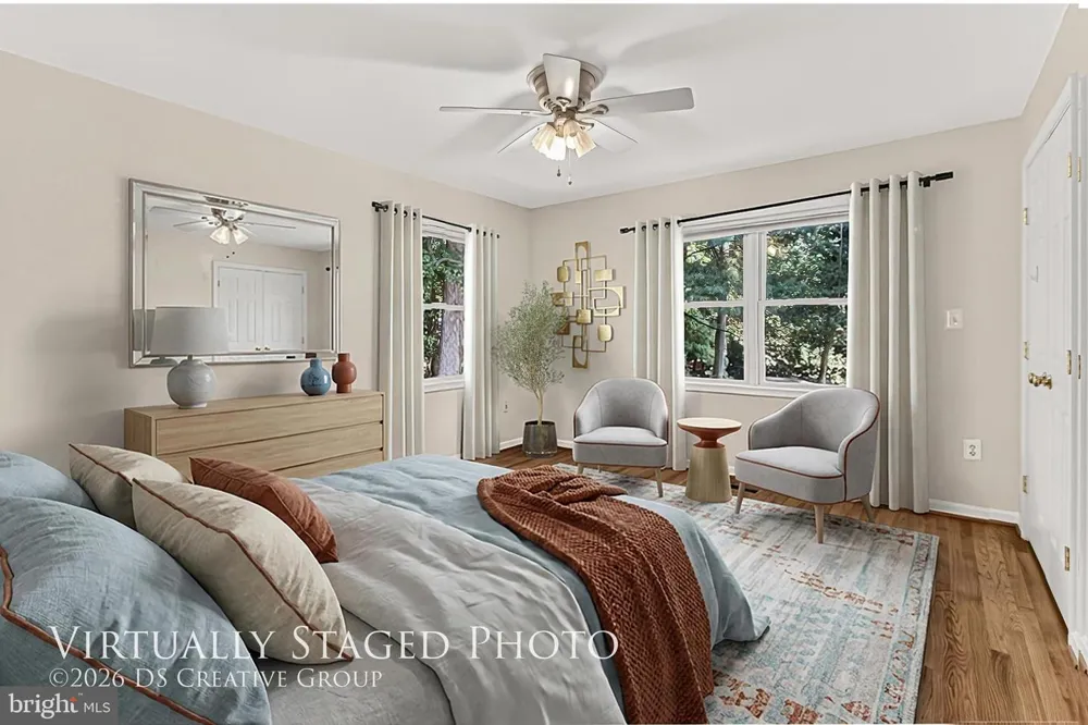 1111 KENNEDY Falls Church, VA 22046