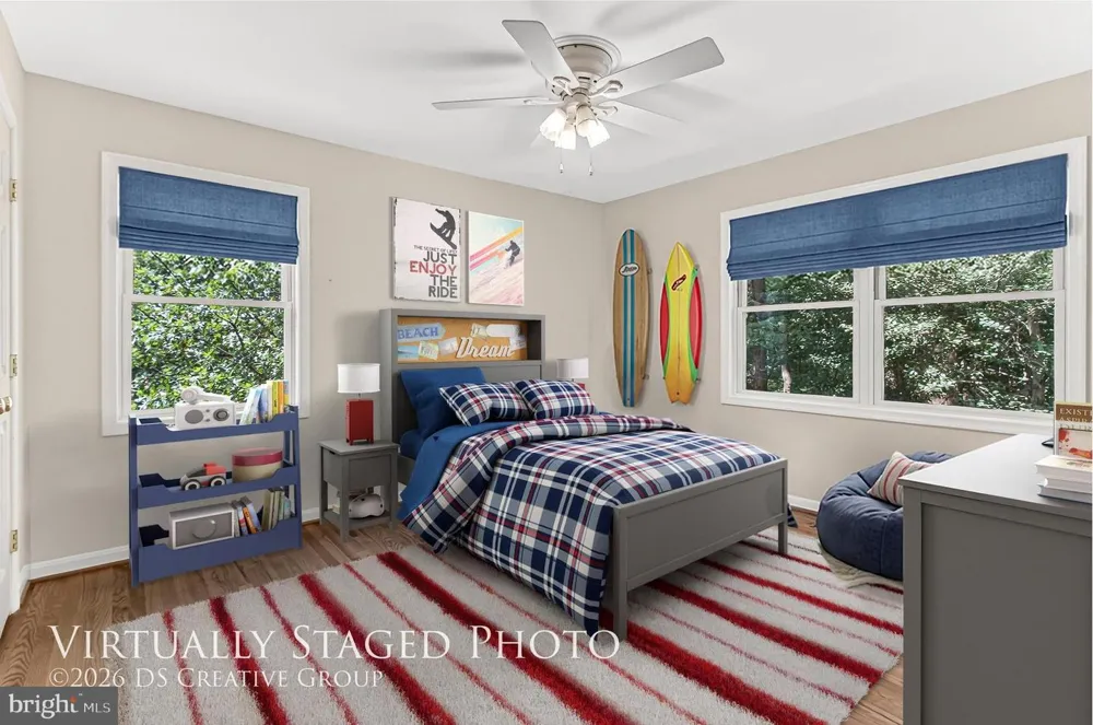 1111 KENNEDY Falls Church, VA 22046