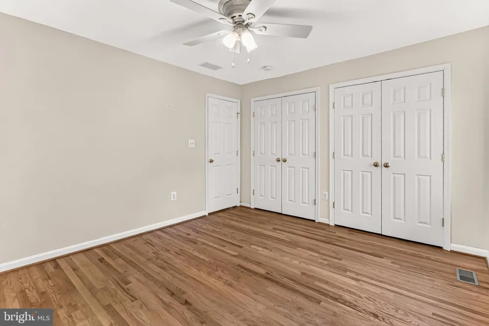 1111 KENNEDY Falls Church, VA 22046