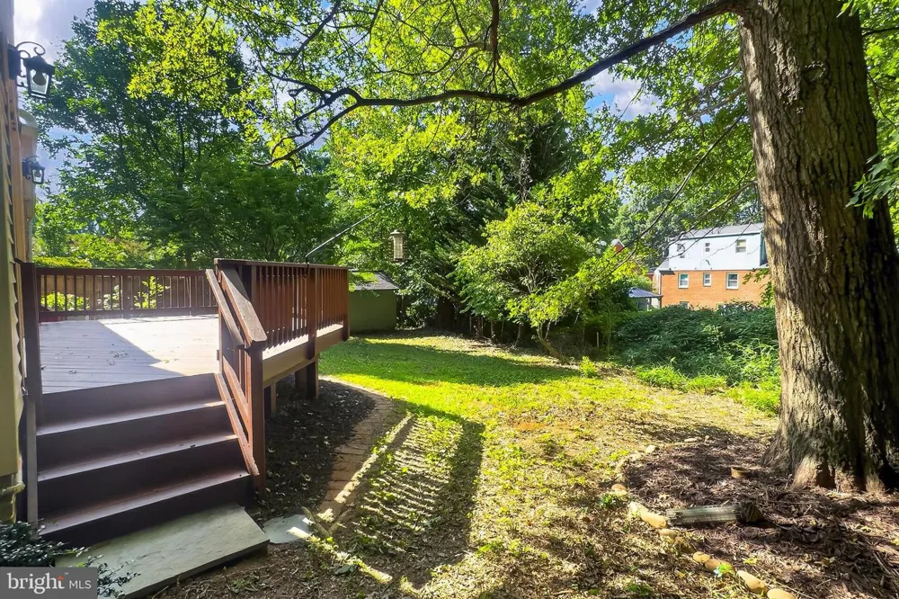 1111 KENNEDY Falls Church, VA 22046