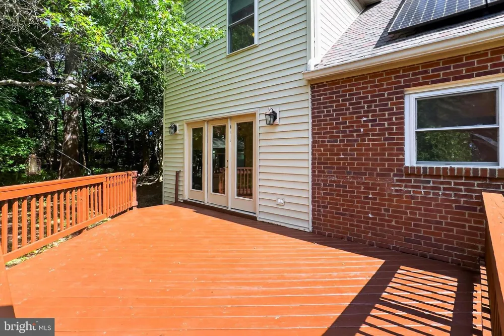 1111 KENNEDY Falls Church, VA 22046