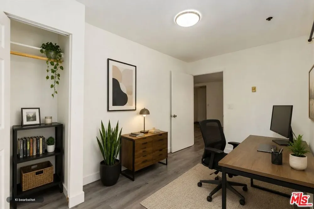 912 Hilldale Avenue #2 West Hollywood, CA 90069