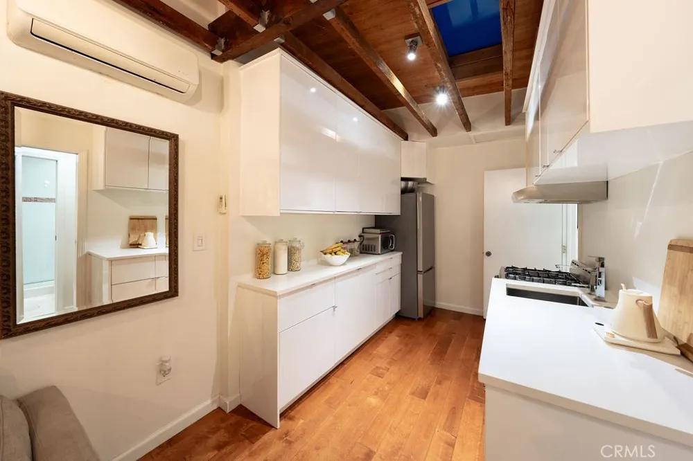 1301 Seward Los Angeles, CA 90028