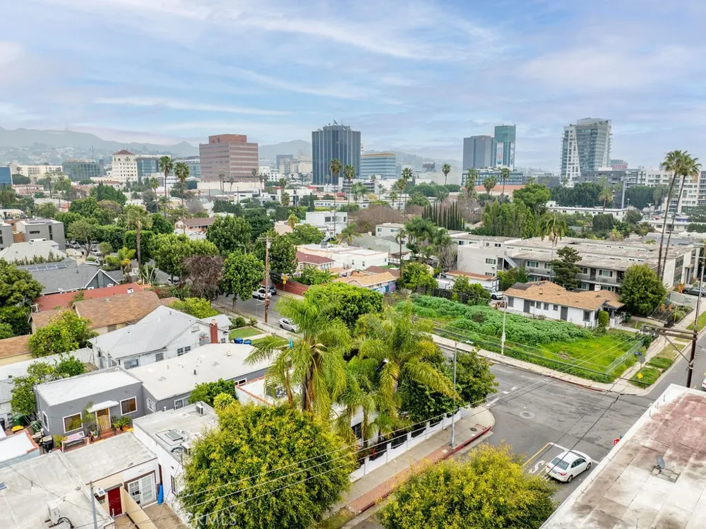 1301 Seward Los Angeles, CA 90028