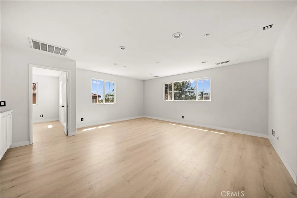 6153 Chantel Drive Fontana, CA 92336