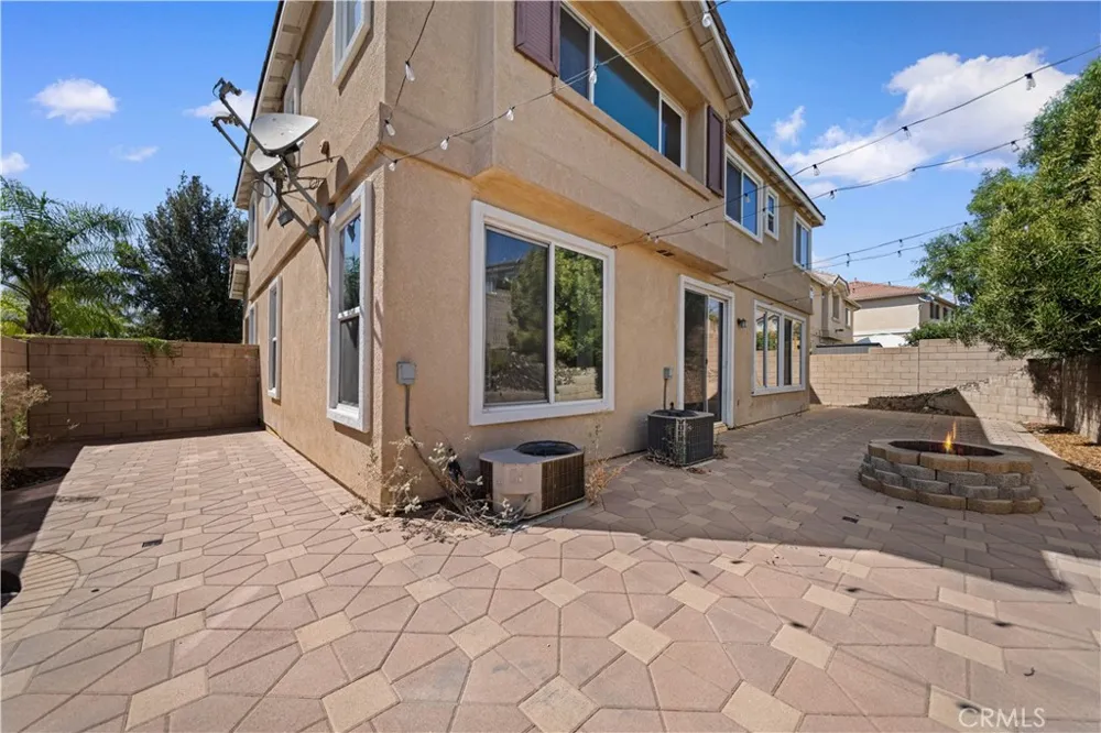 6153 Chantel Drive Fontana, CA 92336