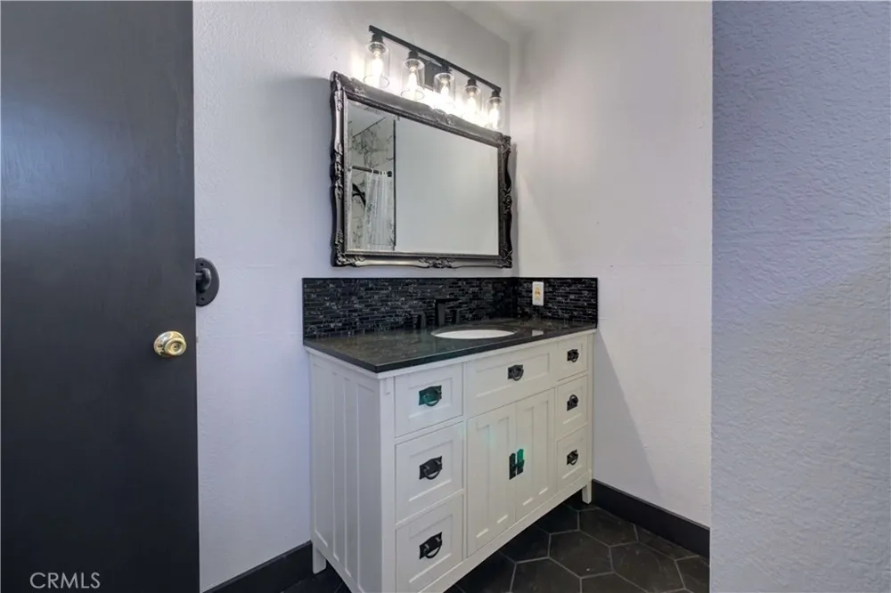 15430 Kingridge Circle Forest Ranch, CA 95942