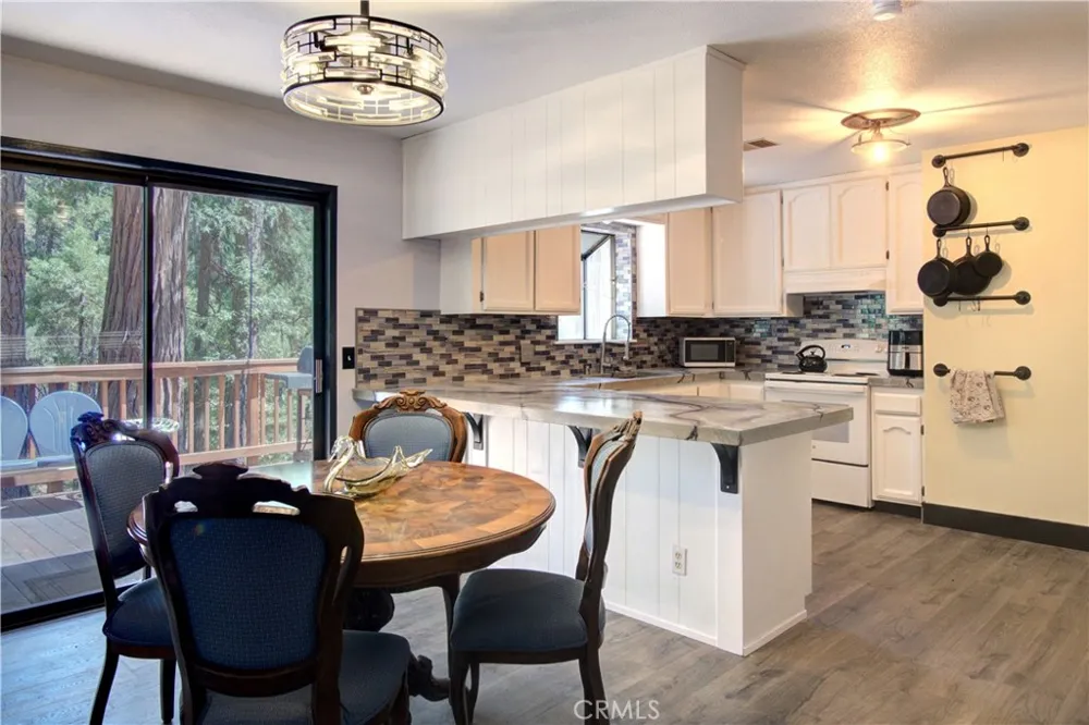 15430 Kingridge Circle Forest Ranch, CA 95942