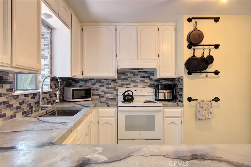 15430 Kingridge Circle Forest Ranch, CA 95942