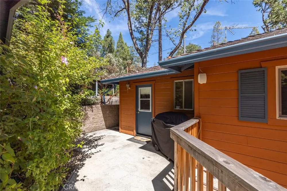 39268 Robin Bass Lake, CA 93604