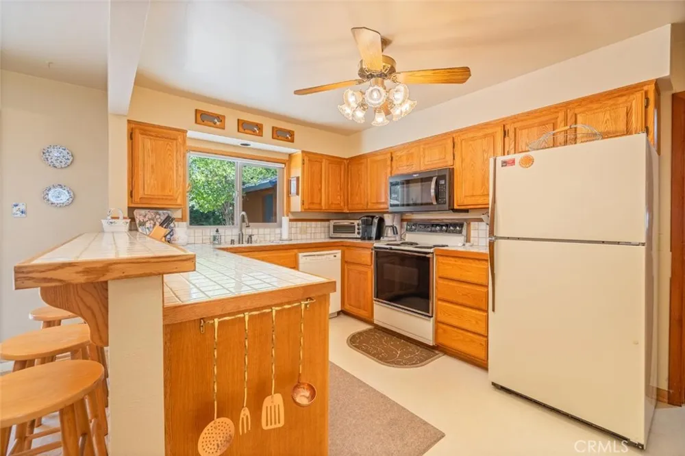 39268 Robin Bass Lake, CA 93604