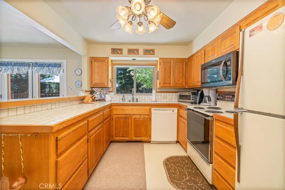 39268 Robin Bass Lake, CA 93604