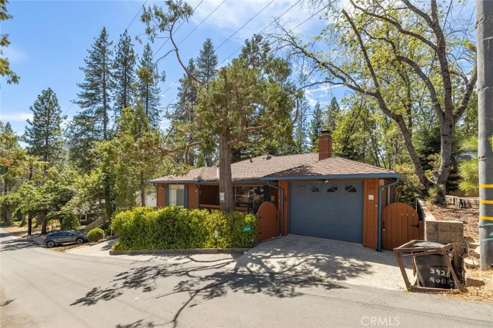 39268 Robin Bass Lake, CA 93604