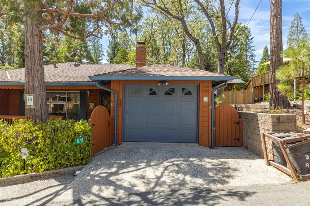 39268 Robin Bass Lake, CA 93604