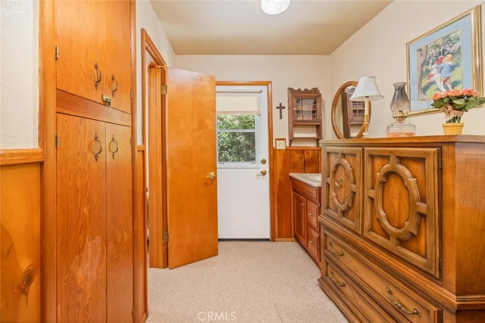 39268 Robin Bass Lake, CA 93604