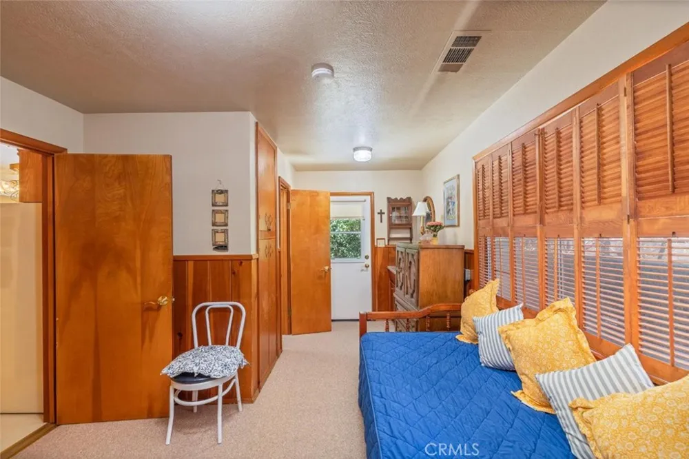 39268 Robin Bass Lake, CA 93604