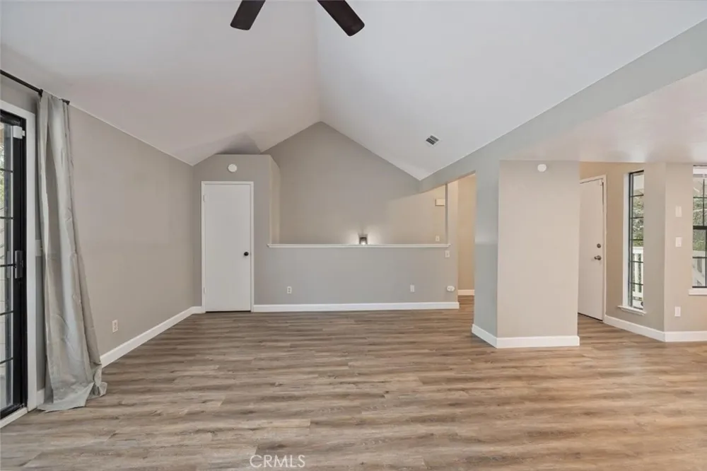 50850 Smoke Tree Bass Lake, CA 93604