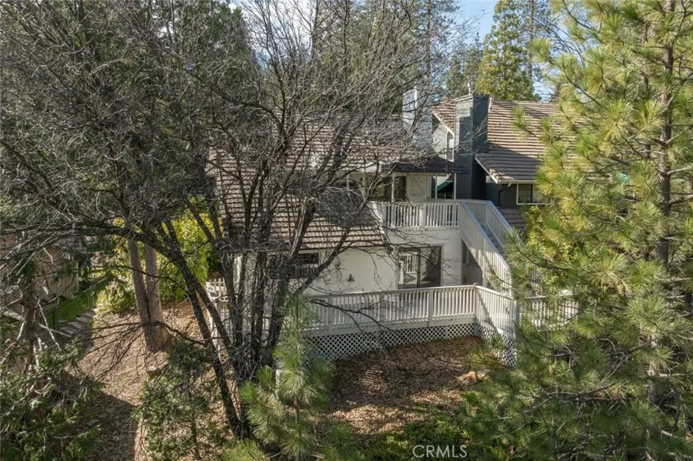 50850 Smoke Tree Bass Lake, CA 93604