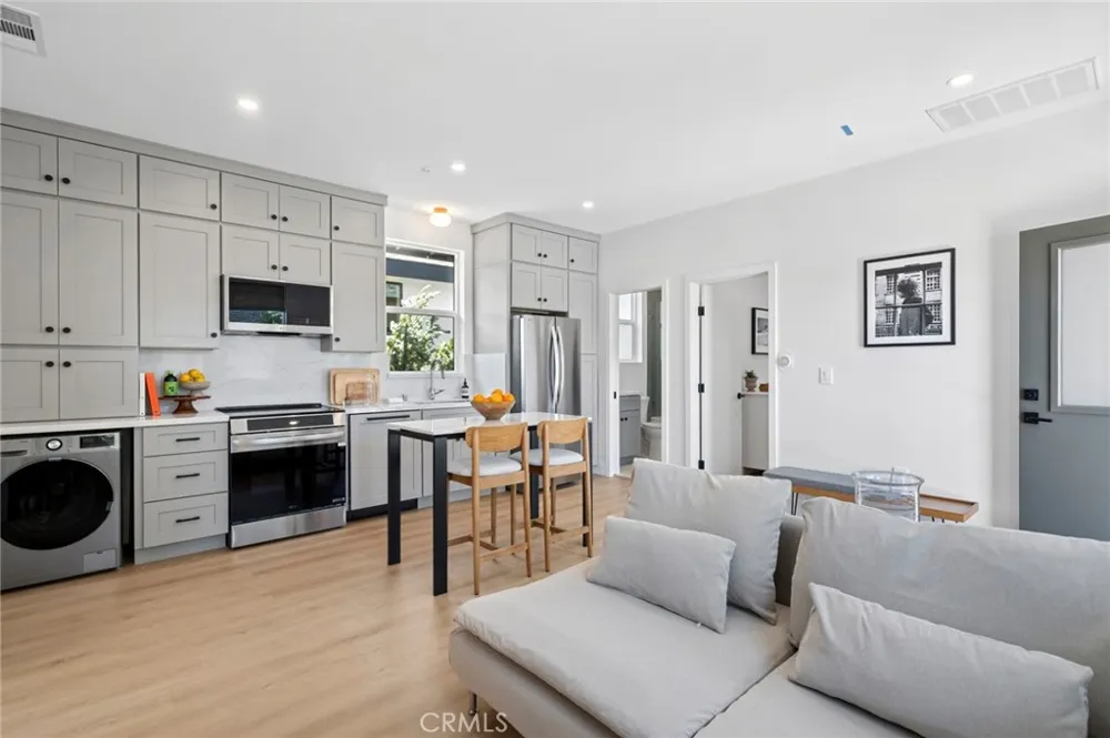 314 E 16th #C Costa Mesa, CA 92627