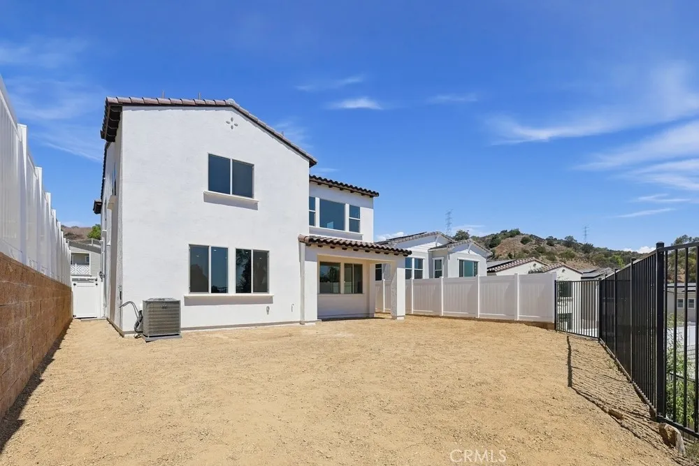 462 Citrus Oak Road Glendora, CA 91740