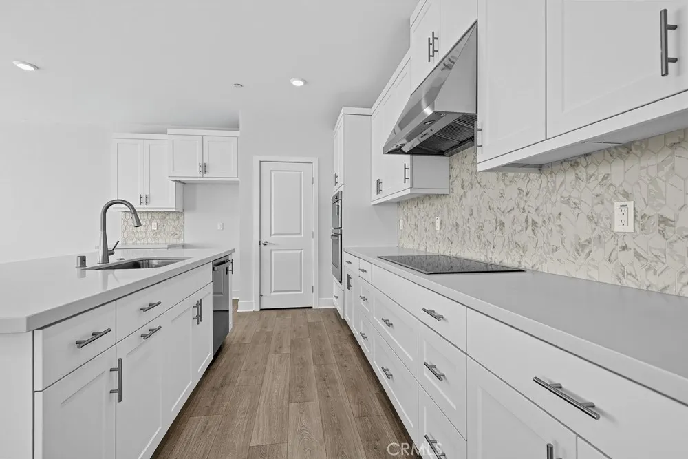 462 Citrus Oak Road Glendora, CA 91740