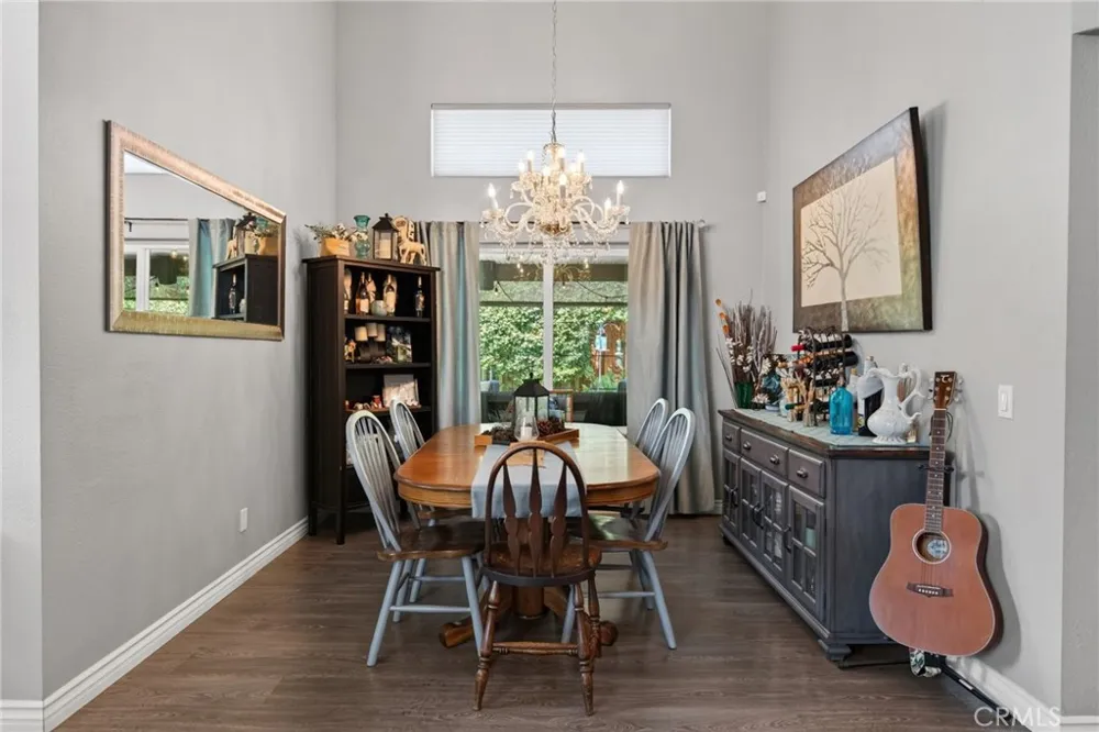 8082 Summer Place Fontana, CA 92336