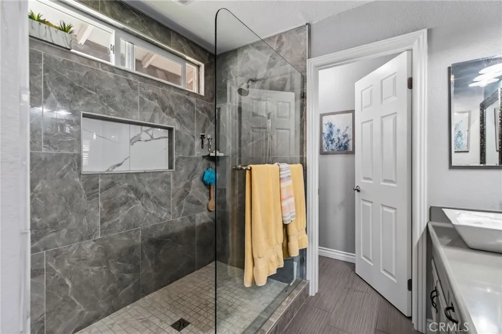 8082 Summer Place Fontana, CA 92336