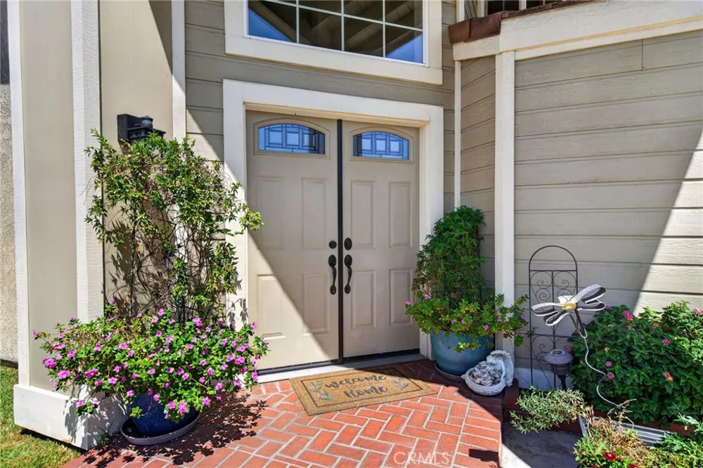 8082 Summer Place Fontana, CA 92336