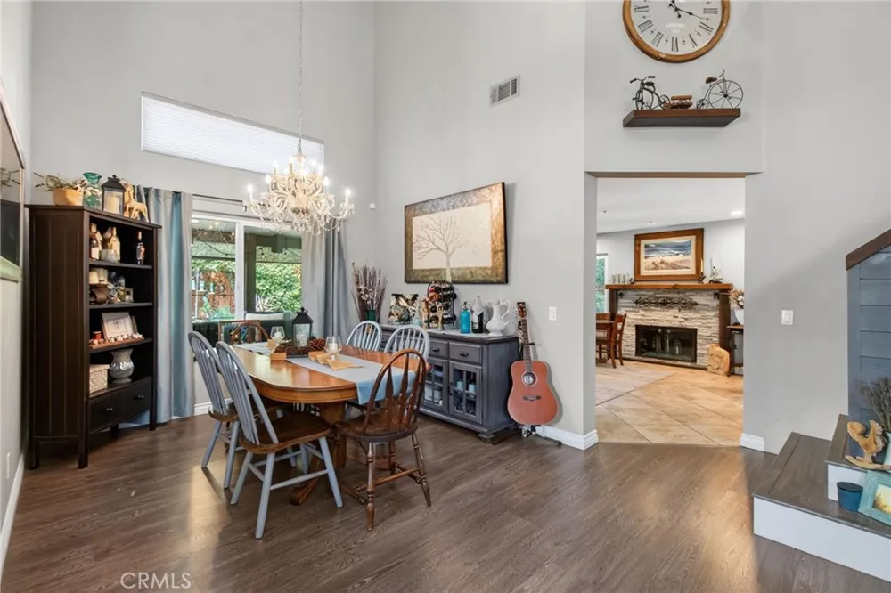 8082 Summer Place Fontana, CA 92336