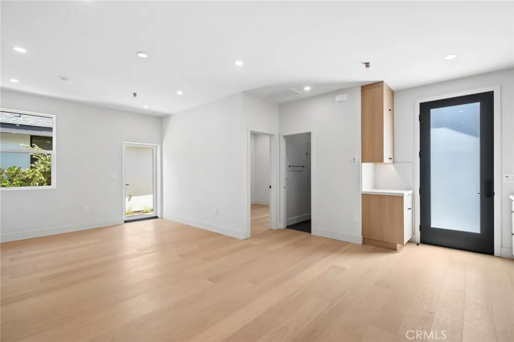314 E 16th #B Costa Mesa, CA 92627