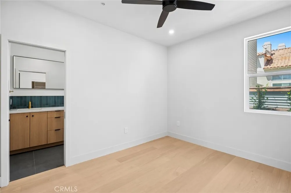 314 E 16th #B Costa Mesa, CA 92627