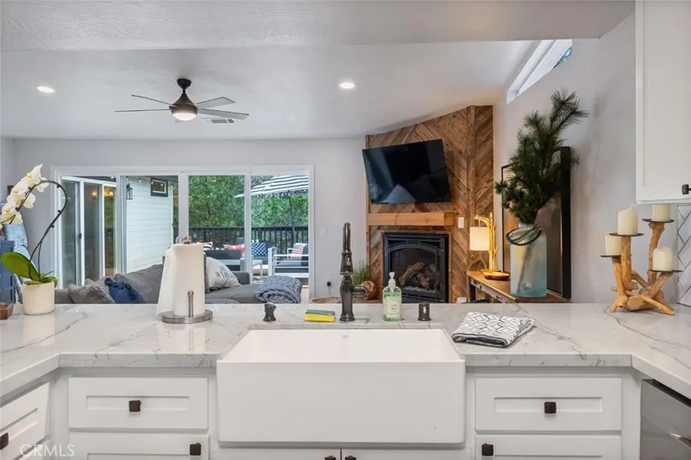 39253 Robin Bass Lake, CA 93604