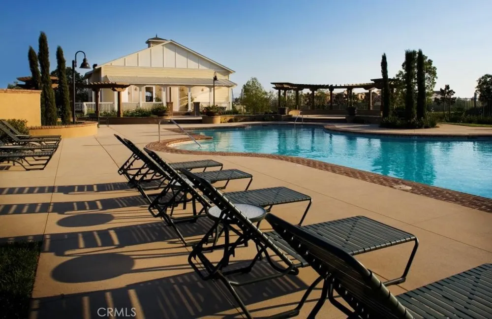 3950 E. BUCKNELL PASEO Ontario, CA 91761