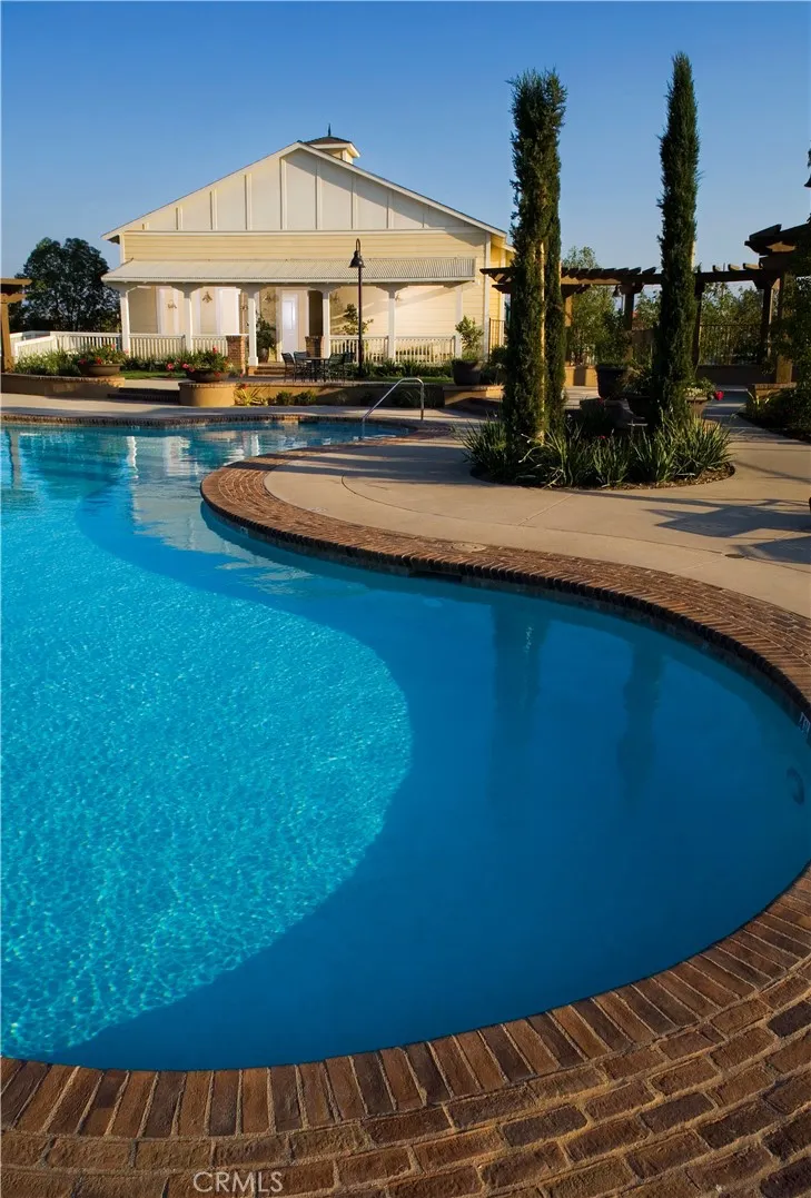 3950 E. BUCKNELL PASEO Ontario, CA 91761