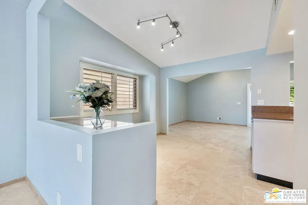 28465 Avenida Condesa Cathedral City, CA 92234