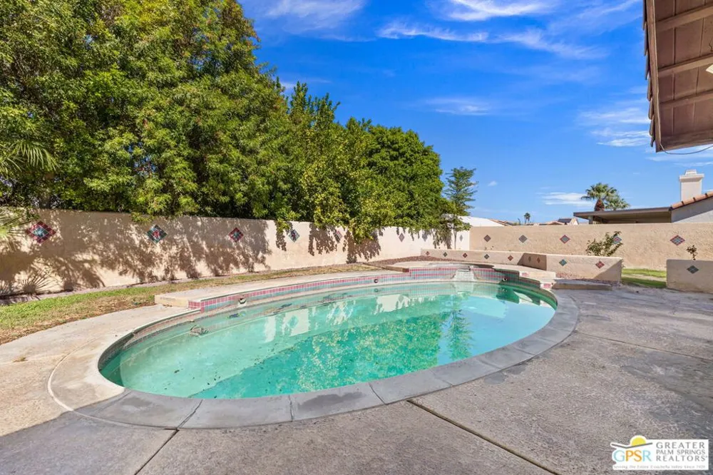 28465 Avenida Condesa Cathedral City, CA 92234