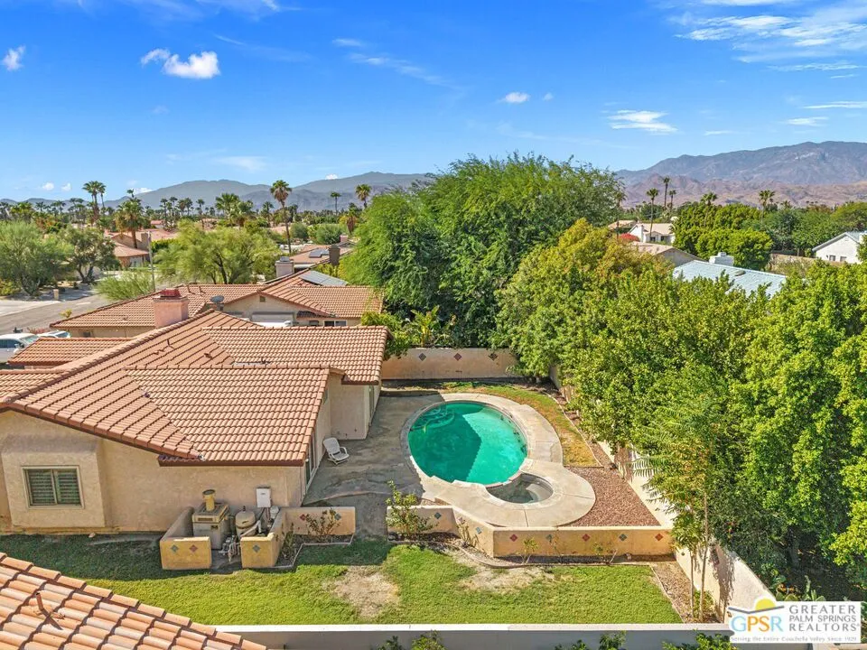 28465 Avenida Condesa Cathedral City, CA 92234