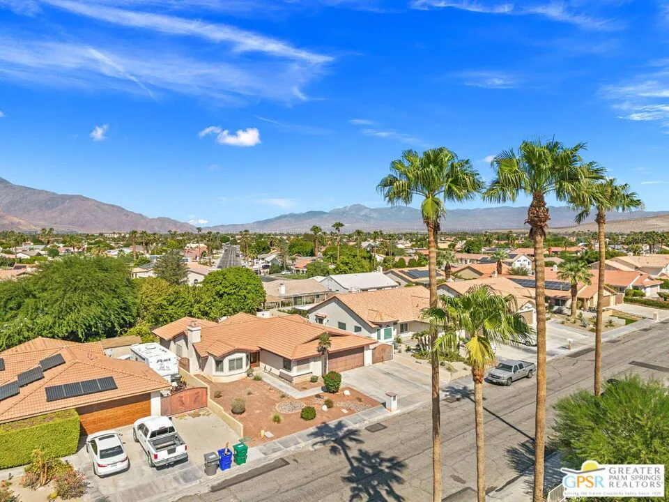 28465 Avenida Condesa Cathedral City, CA 92234