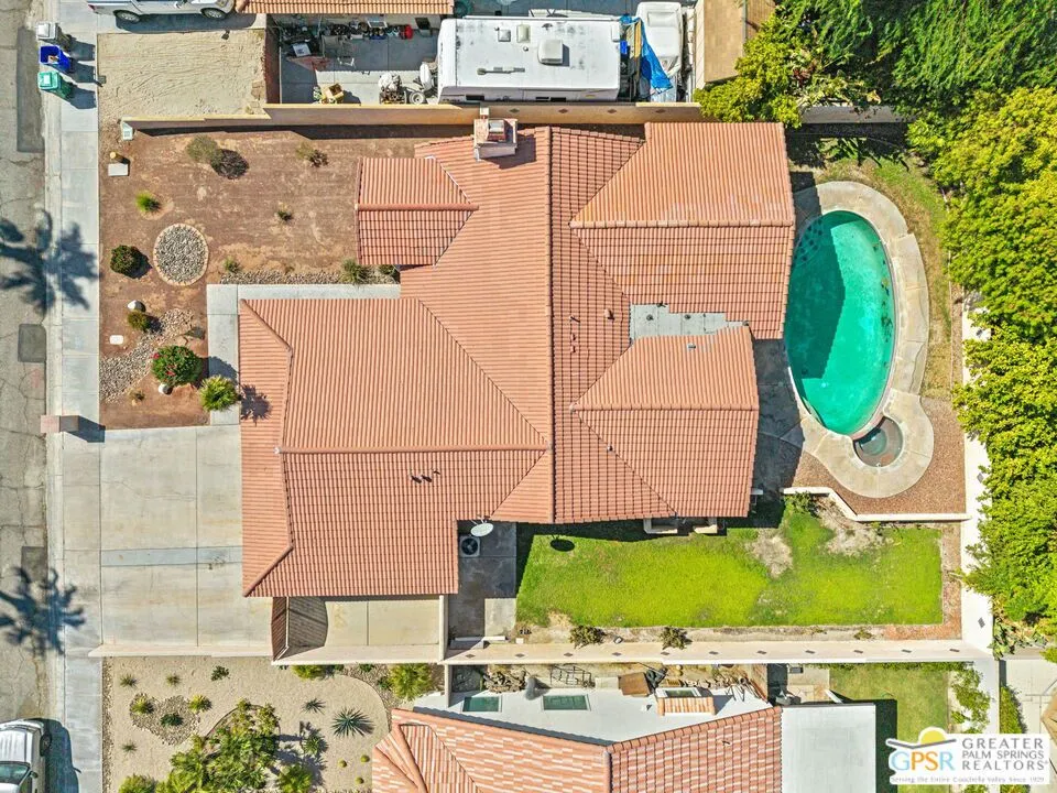 28465 Avenida Condesa Cathedral City, CA 92234