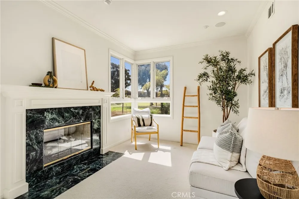 6461 Morningside Drive Huntington Beach, CA 92648