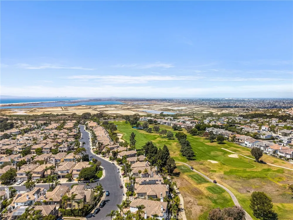 6461 Morningside Drive Huntington Beach, CA 92648